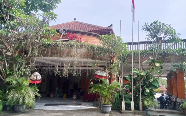Foto Keindahan Ubud Hotel & Cottages Malang dari depan. (Foto: Aliyah/Ketik.com)