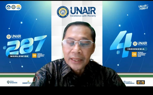 Foto Dosen Fakultas Farmasi Universitas Airlangga Prof. Dr. apt. rer. nat. Mochammad Yuwono, MS., (Foto: tangkapan layar Zoom)