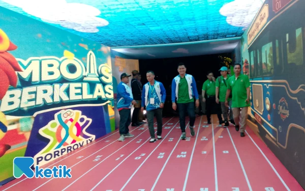 Foto CEO Ketik Kiagus Firdaus hadiri pembukaan Porprov IX Jatim 2025 di Stadion Gajayana Kota Malang, Sabtu, 28 Juni 2025. (Foto: Binar Gumilang/Ketik)