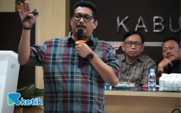 Foto Ketua Pansus RPJMD DPRD Sidoarjo Tarkit Erdianto memaparkan 14 Program BAIK agar mendapatkan masukan dari publik. (Foto: Amar/DPRD Sidoarjo)