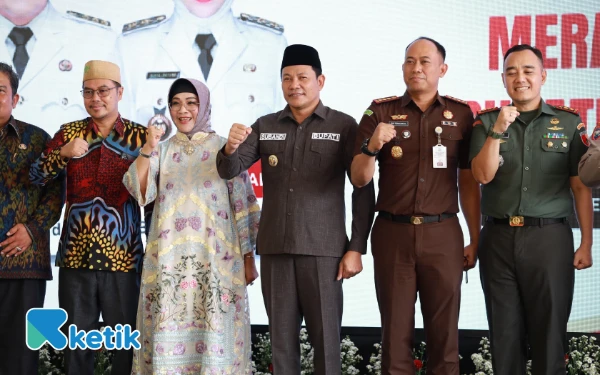 Foto Jajaran Forkopimda Kabupaten Sidoarjo mendukung pembentukan Koperasi Merah Putih yang merupakan Instruksi Presiden RI Prabowo Subianto. (Foto: Kominfo Sidoarjo)