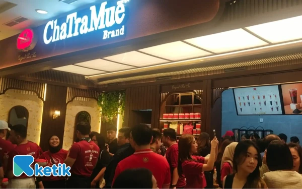 Foto Grand Opening ChaTraMue di Galaxy Mall 1 lantai 3 Surabaya. (Foto: Shinta Miranda/Ketik)