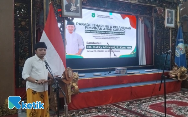 Foto KH. Makky Al Hamid . S. I. Kom. M.M Ketua PC Ishari Bangkalan