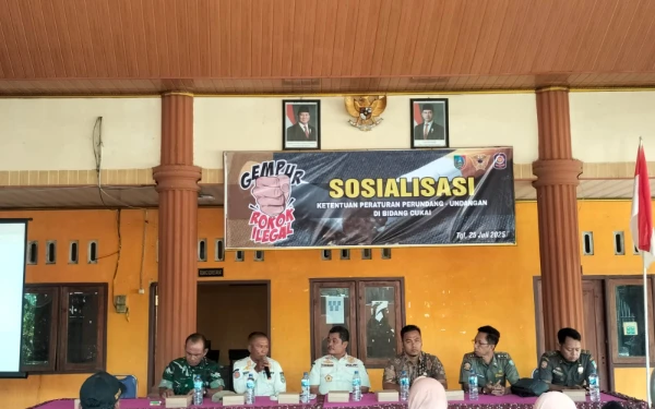 Foto Sosialisasi rokok ilegal. (dok Satpol-PP Jombang)