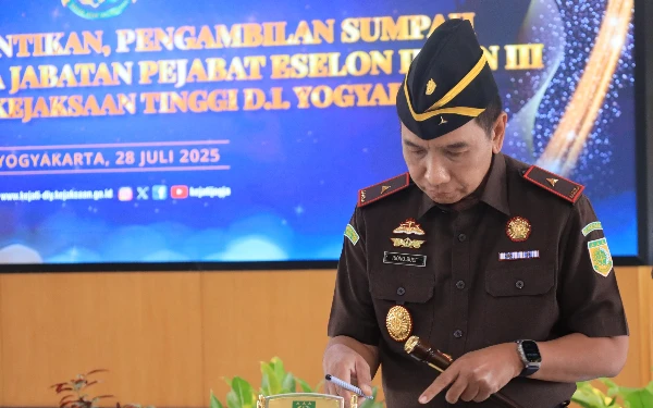 Foto Kajati DIY, Riono Budisantoso, SH,  MA. (Foto: Penkum Kejati DIY for Ketik)
