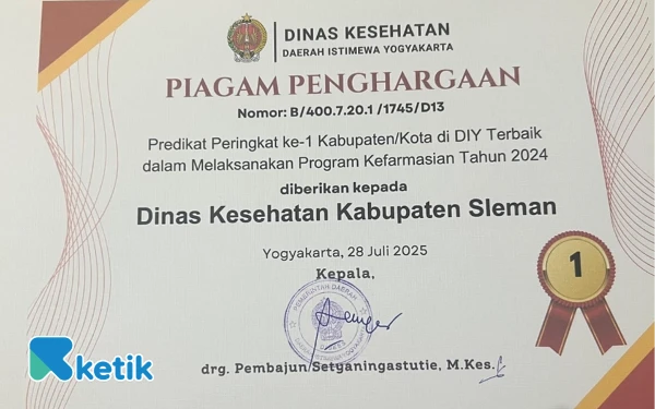 Foto Piagam Penghargaan dari Dinas Kesehatan DIY. (Foto: Dinkes Sleman for Ketik)