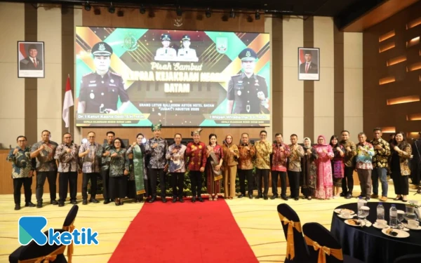 Foto Pisah Sambut Kejari Batam  Bersama Jajaran Forum Koordinasi Pimpinan Daerah (Forkopimda) Batam