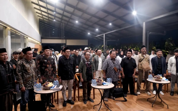Foto Sekretaris Jenderal DPP PKB, Hasanuddin Wahid, menghadiri haul almarhum KH Hasyim Wahid di Nation Cafe, Lengkong, Kota Bandung, Sabtu, 2 Agustus 2025. (Foto: PKB)