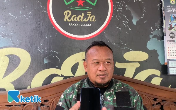 Foto Ketua Umum Organisasi Masyarakat (Ormas) RaDja, Tugas Nanggolo Yudo Dili Prasetiono (Bagas), Senin 4 Agustus 2025. (Foto: Favan/Ketik)