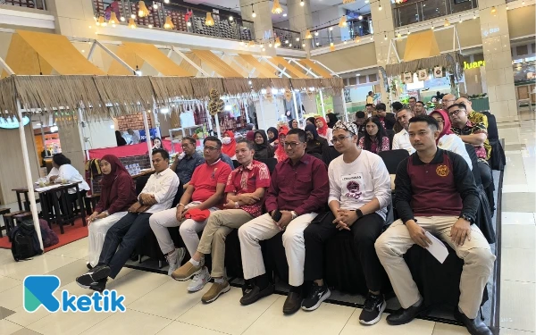 Foto Sebagian alumni Lembaga Ketahanan Nasional Republik Indonesia (Lemhannas RI) yang hadir mengikuti acara. (Foto: Feby for Ketik)