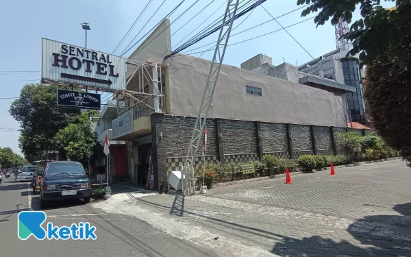 Foto Hotel Sentral di Kota Jombang (Foto: Rifat/Ketik)
