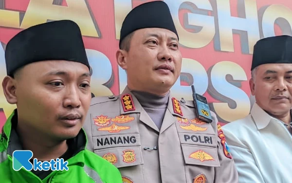 Foto Kapolresta Malang Kota, Kombes Pol Nanang Haryono menjelaskan ada 61 massa aksi yang dilakukan pemeriksaan . (Foto: Lutfia/Ketik)