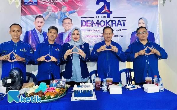 Foto DPC Partai Demokrat Kabupaten Cilacap gelar tasyakuran HUT ke-24, Selasa 9 September 2025. (Foto: Nani Eko/Ketik)