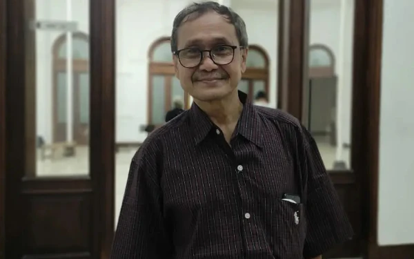 Foto Dosen Ilmu Politik FISIP Universitas Airlangga Dr Aribowo Drs MS. (Foto: Humas Unair)