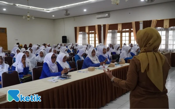Foto Sosialisasi aplikasi Tang Ting Ting oleh RSUD dr. Darsono Pacitan. (Foto: RSUD for Ketik)