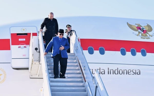 Foto Presiden Republik Indonesia, Prabowo Subianto, tiba di Bandar Udara Internasional John F. Kennedy, New York, Amerika Serikat, pada Sabtu, 20 September 2025, sekitar pukul 16.50 waktu setempat. (Foto: BPMI Setpres/Laily Rachev)