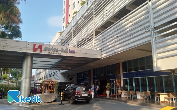 Foto Pemandangan lobby Hotel Swiss-Bel Inn Malang. (Foto: Aliyah/Ketik)