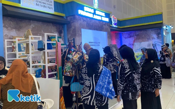 Foto Stan Dinas Sosial di Jatim Fest 2025. (Foto: Shinta Miranda/Ketik)