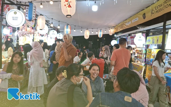 Foto Keramaian di Asian Food Festival Malang. (Foto: Aliyah/Ketik)
