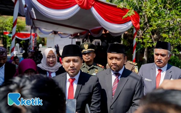 Foto Emil Elestianto Dardak Wagub Jatim (Foto: Mat Jusi/Ketik).