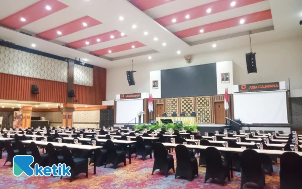 Foto View Mahameru Convention Hall, salah satu meeting room di Hotel  Aria Gajayana Malang. (Foto: Aliyah/Ketik)