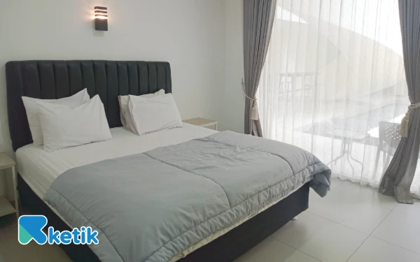 Foto View kamar tipe Deluxe di Hotel Wilis Indah Malang. (Foto: Aliyah/Ketik)