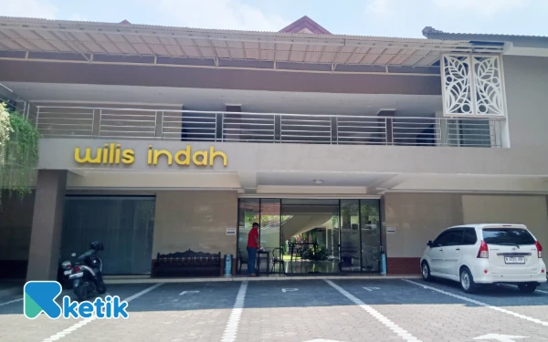 Foto View Hotel Wilis Indah dari depan. (Foto: Aliyah/Ketik)