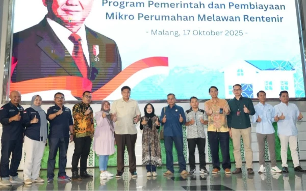 Foto Menteri Maruarar Sirait dengan jajaran Apersi Jawa Timur di Unisma (Humas Kementerian PKP)