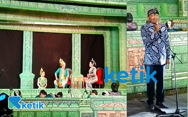 Foto Camat Pakel  Imam Suwoyo saat memberikan sambutan mewakili absennya Bupati Tulungagung  di pentas seni Ketoprak Legendaris Siswo Budoyo. (Foto : Sugeng/ketik.com)