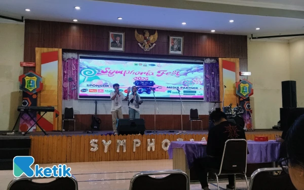 Foto Symphoria Fest dilaksanakan pada 19 Oktober 2025 di Aula SMKN 1 Surabaya. (Foto: Filza Tiarania/Ketik.com)