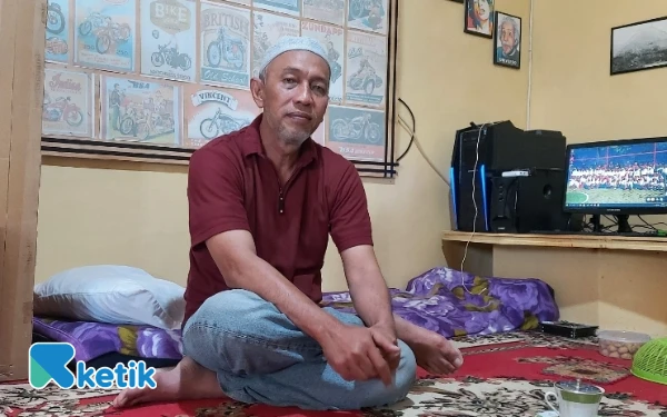 Foto Pengasuh Ponpes Nurul Huda, Dusun Gogik, Girirejo, Ngablak, Kabupaten Magelang, Jawa Tengah, KH Agung Rimawan yang akrab disapa Gus Agung. (Foto: Fajar Rianto/Ketik.com)