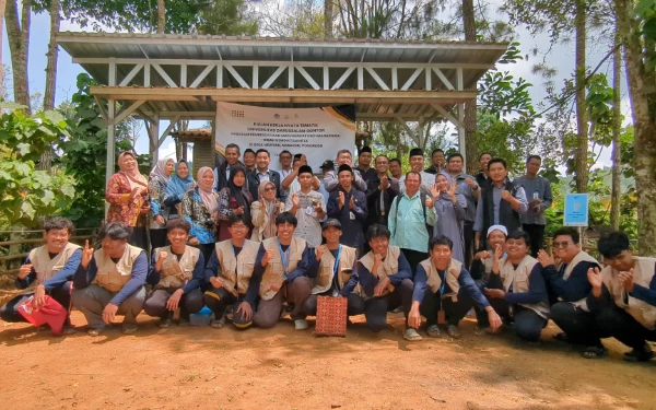 Foto KKN PMM Mahasiswa UNIDA Gontor di Desa Mrayan, Kecamatan Ngrayun, Kabupaten, Ponorogo, Jawa Timur (Foto: UNIDA Gontor)