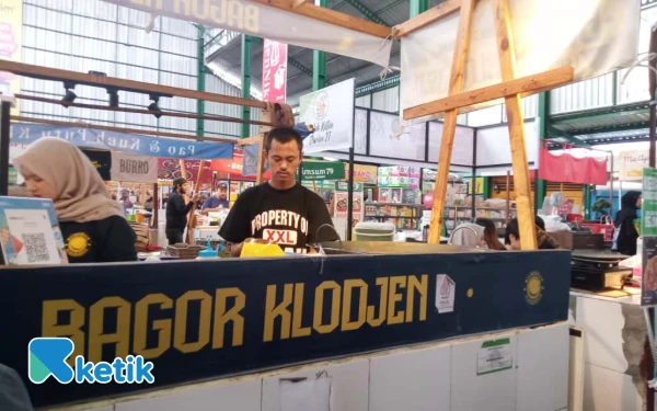 Foto View stand Bagor Klodjen di pagi hari. (Foto: Aliyah/Ketik)