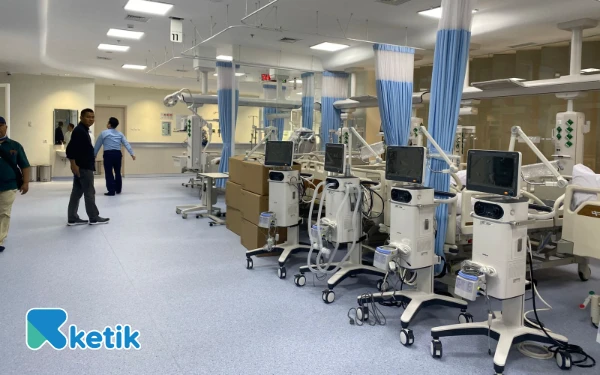 Foto Fasilitas kamar ICU di Siloam Hospitals Surabaya Gubeng. (Foto: Shinta Miranda/Ketik.com)