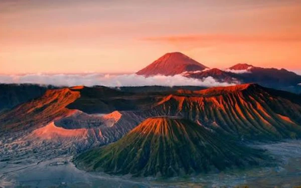 Foto Keindahan Gunung Bromo yang bisa dinikmati oleh wisatawan. (Foto: UNESCO)