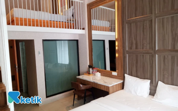 Foto View tipe kamar Double Decker di Trix House Malang. (Foto: Aliyah/Ketik.com)