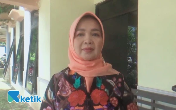 Foto Anggota DPR RI Komisi IX Fraksi Golkar saat di wawancara, Minggu 9 November 2025. (Foto: Nani Eko/Ketik)