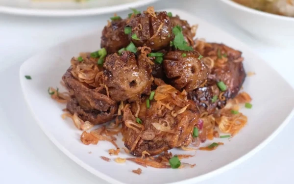 Foto Pemandangan menu Bakso Bakar Original yang lezat di Bakso Bakar Pahlawan Trip. (Foto: Dok. Bakso Bakar Pahlawan Trip)