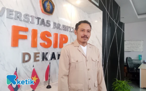 Foto Dr. Ahmad Imron Rozuli, S.E., M.Si. selaku Dekan FISIP UB. (Foto: Aliyah/Ketik.com)