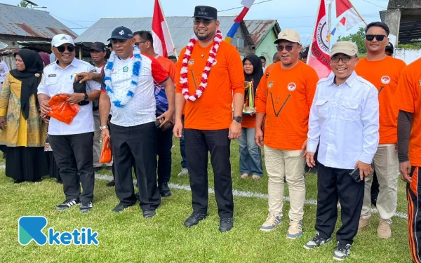 Foto Bupati Bassam dan Beberapa Kepala Dinas saat Pembukaan (Foto: Mursal/Ketik.com)