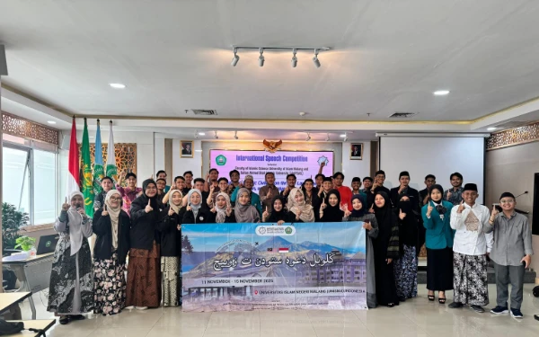 Foto International Speech Competition, salah satu bentuk kerja sama FAI Unisma dan UniPSAS Malaysia. (Foto: Dok. Humas FAI)