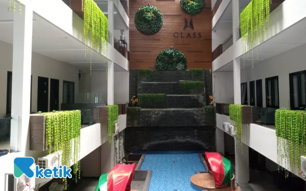 Foto Pemandangan Class Premium Guest House dengan minipoolnya. (Foto: Aliyah/Ketik.com)