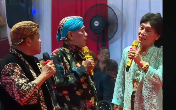 Foto Pelawak Kirun, Marwoto dan Tessy Srimulat yang membikin penonton terpingkal-pingkal. (Foto: Ist)