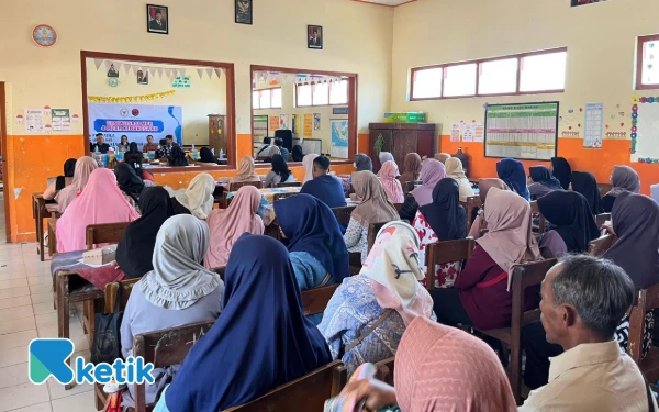 Foto Kegiatan Sosialisasi Empat Pilar di SDN 1 Kebonagung, Kecamatan Mejayan, Kabupaten Madiun oleh anggota DPR/MPR RI Fraksi PDI Perjuangan, Sadarestuwati, 29 Oktober 2025. (Foto: Dok. Sadarestu for Ketik.com)