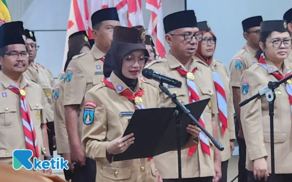 Foto Wali Kota Kediri Vinanda Prameswati resmi menjadi Kamabicab Pramuka Termuda Se-Indonesia. (Foto: Naufal/Ketik.com)