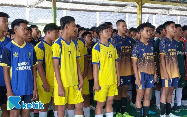 Foto Ajang Futsal Bupati Kediri Cup 2025 di Holiday Pare, Sabtu (22/11/2025). (foto : Aan for Ketik).