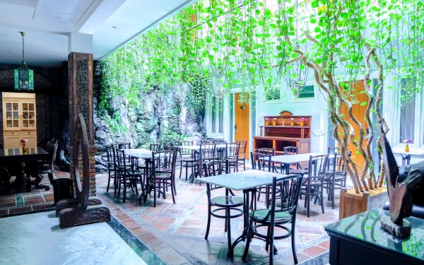 Foto View tempat bersantai di Boutique B21 Malang, Azana Hotels Collection. (Foto: Boutique B21 Malang, Azana Hotels Collection)