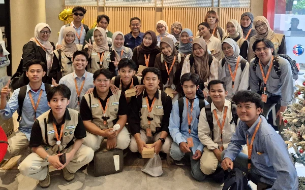 Foto Para mahasiswa peminatan jurnalistik Prodi Ilmu Komunikasi UMM. (Foto: Humas Komunikasi UMM)