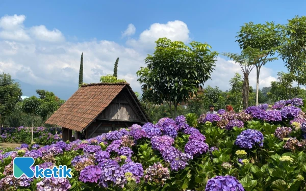 Foto Wisata Dusun Kuliner di Desa Tulungrejo, Bumiaji, Kota Batu. (Foto: Ketik.com)