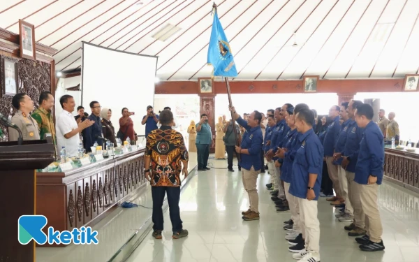 Foto PWI Jatim lantik pengurus PWI  dihadiri Bupati  H.Setyo Wahono.